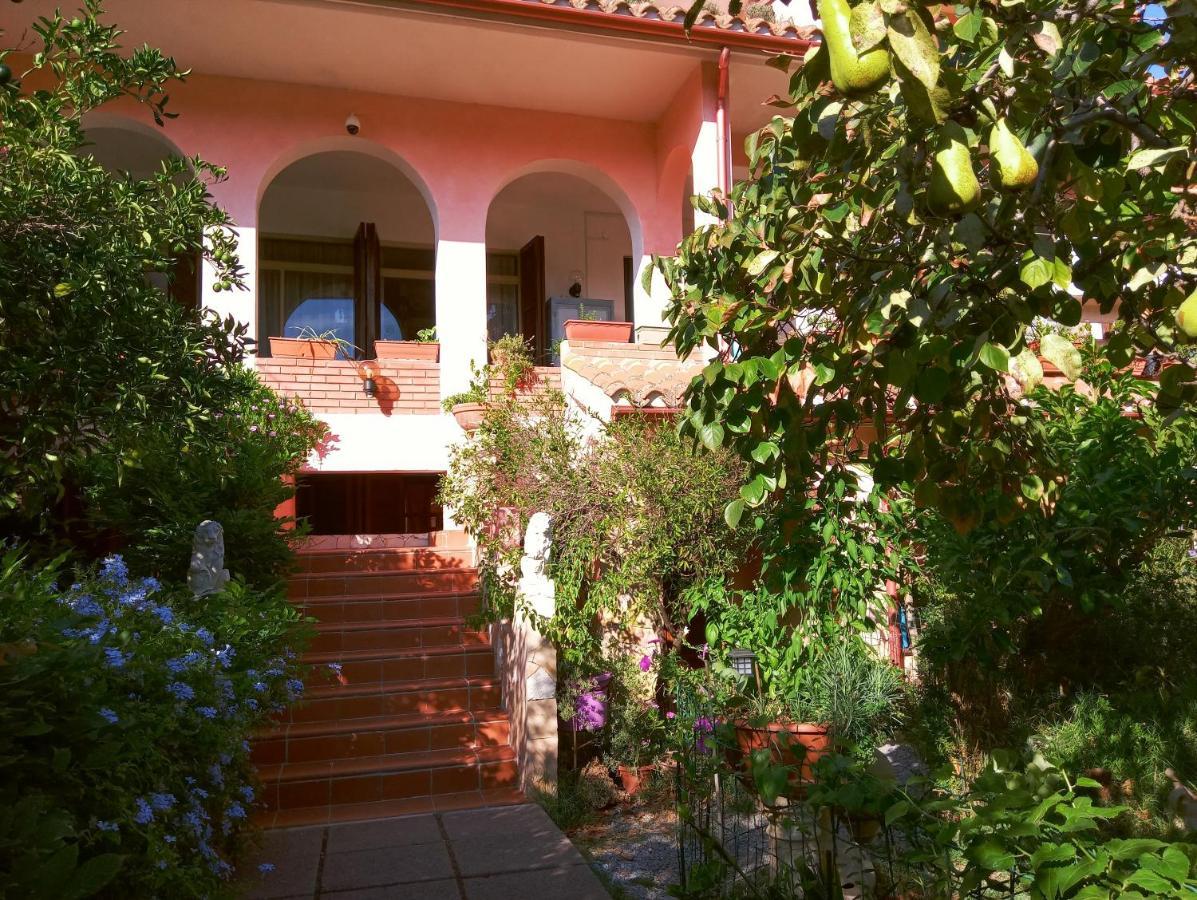 Villa Corrias Siliqua Exterior foto